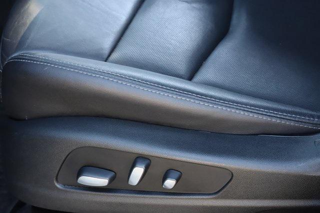 used 2021 Cadillac XT5 car, priced at $32,000