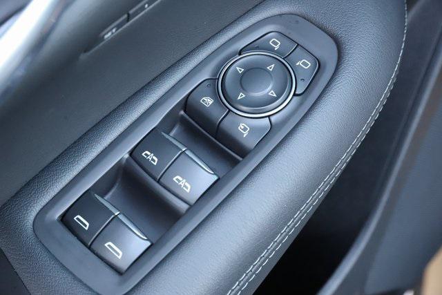 used 2021 Cadillac XT5 car, priced at $32,000