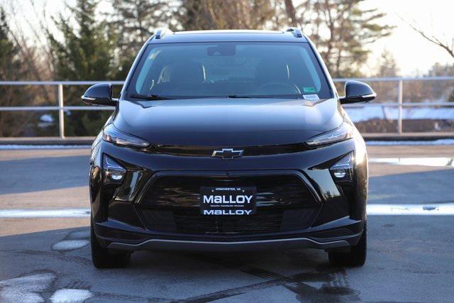 used 2022 Chevrolet Bolt EUV car, priced at $20,279