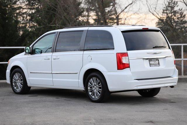 used 2016 Chrysler Town & Country car, priced at $11,626