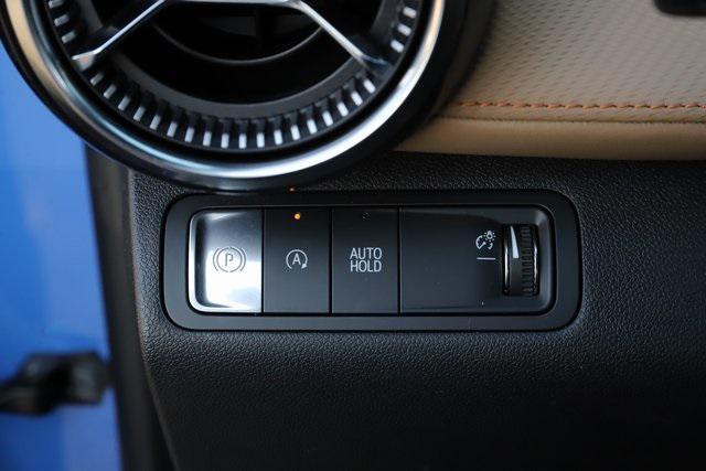 used 2025 Chevrolet Equinox car, priced at $31,430