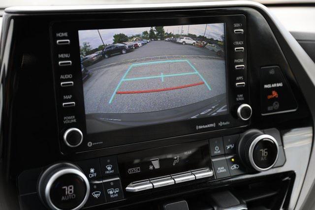 used 2021 Toyota Highlander car, priced at $24,850