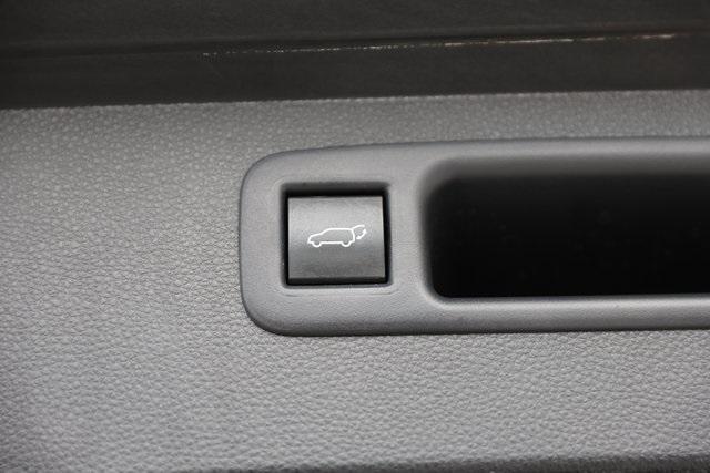 used 2021 Toyota Highlander car, priced at $24,850