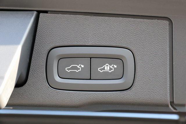 used 2024 Volvo XC60 Recharge Plug-In Hybrid car, priced at $48,995