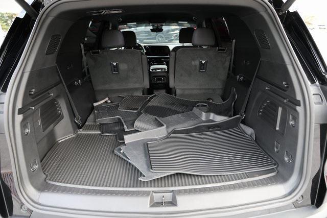 used 2026 Chevrolet Traverse car, priced at $46,995