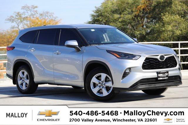 used 2022 Toyota Highlander car, priced at $27,707