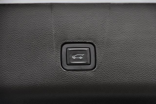 used 2023 Chevrolet Traverse car, priced at $41,500