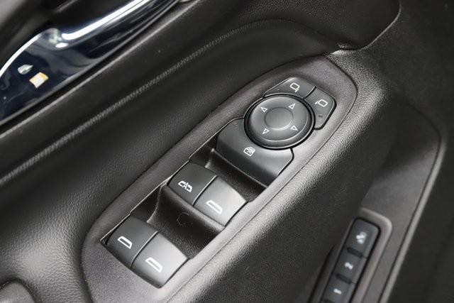 used 2020 Chevrolet Equinox car, priced at $15,900