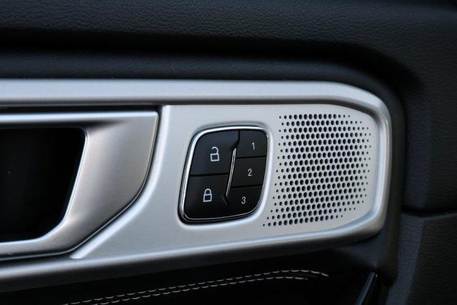 used 2024 Ford Explorer car, priced at $44,950