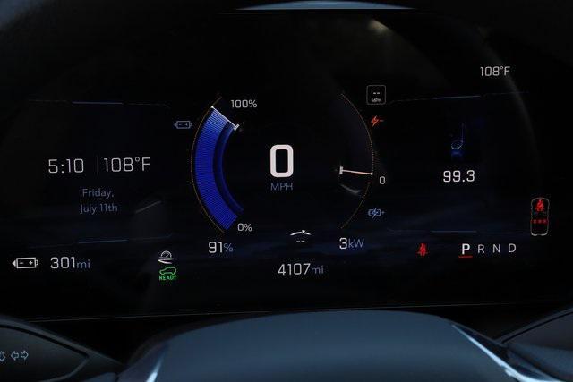 used 2025 Chevrolet Equinox EV car, priced at $29,000