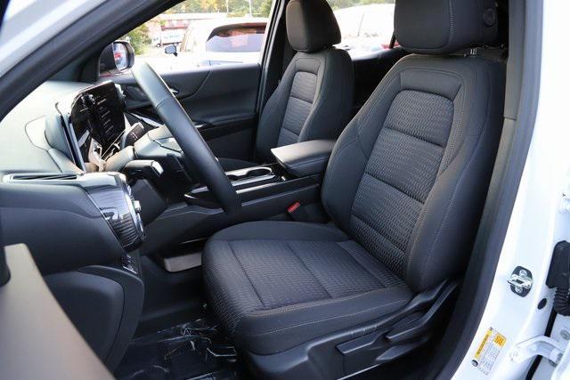 used 2025 Chevrolet Equinox car, priced at $26,533