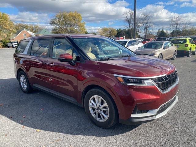 used 2023 Kia Carnival car, priced at $29,500