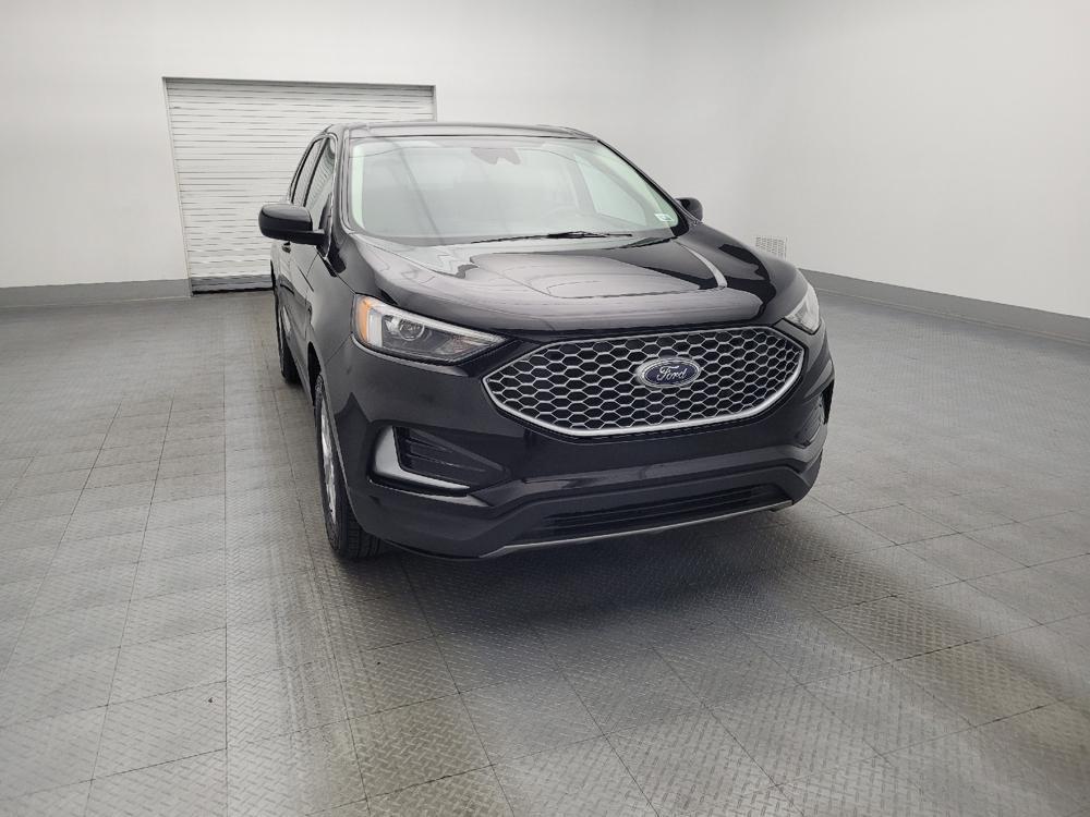 used 2024 Ford Edge car, priced at $28,195