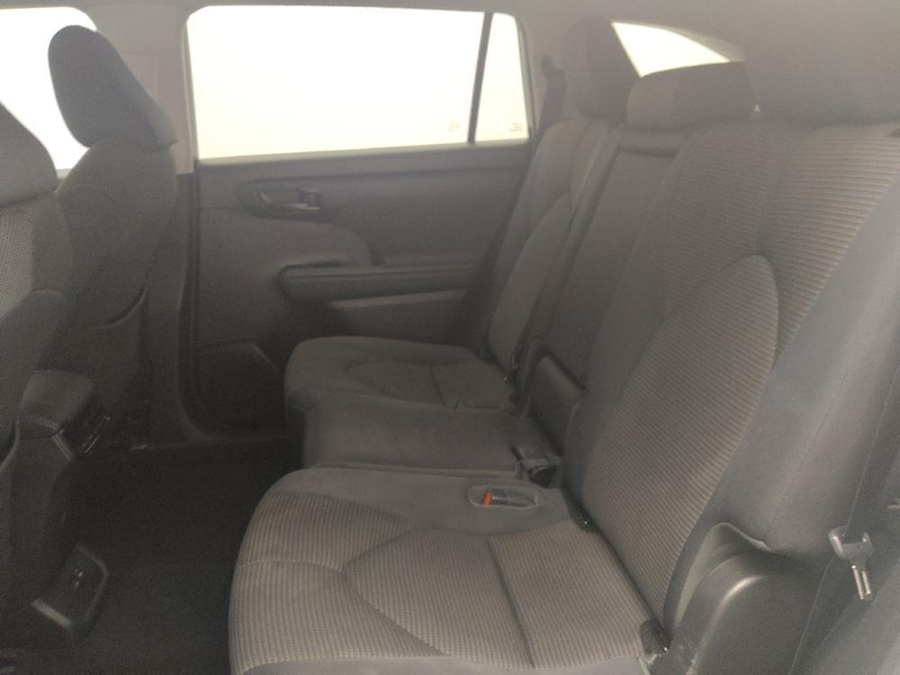 used 2022 Toyota Highlander car, priced at $26,495