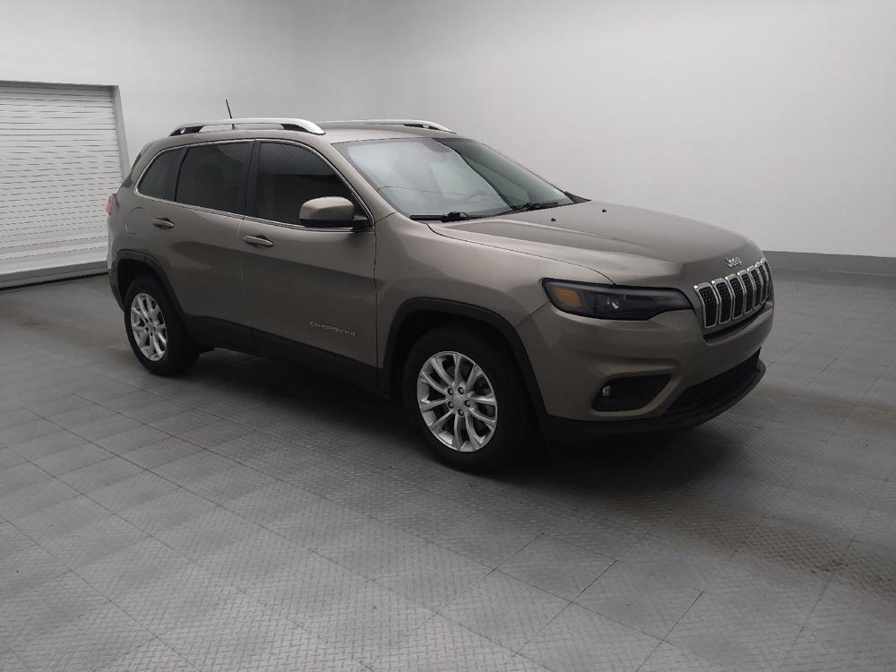 used 2019 Jeep Cherokee car, priced at $16,095