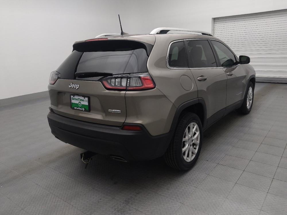 used 2019 Jeep Cherokee car, priced at $16,095