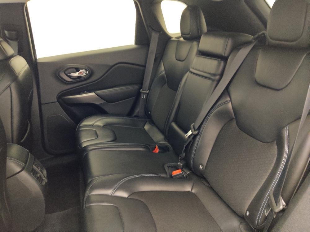 used 2019 Jeep Cherokee car, priced at $16,995