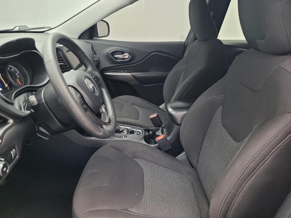 used 2019 Jeep Cherokee car, priced at $15,595