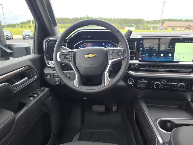 new 2025 Chevrolet Silverado 3500 car, priced at $79,400