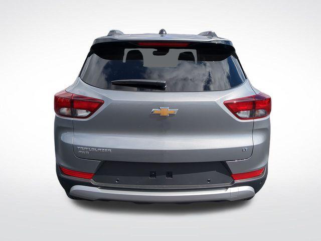 new 2025 Chevrolet TrailBlazer car, priced at $28,573