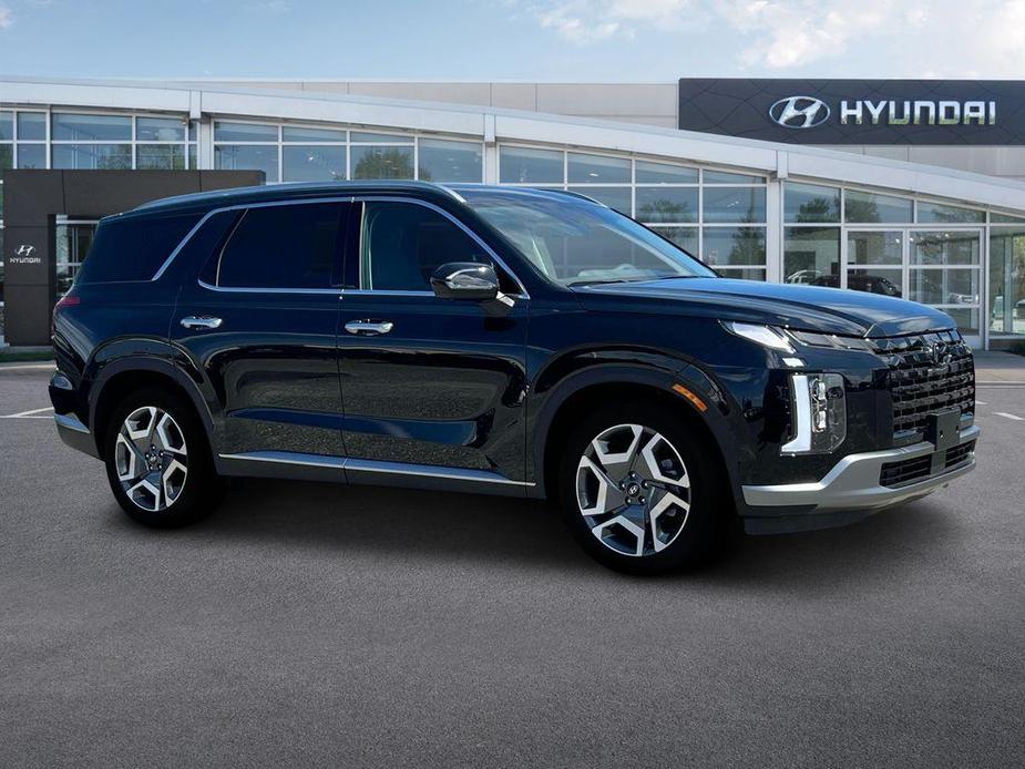 new 2025 Hyundai Palisade car, priced at $44,253