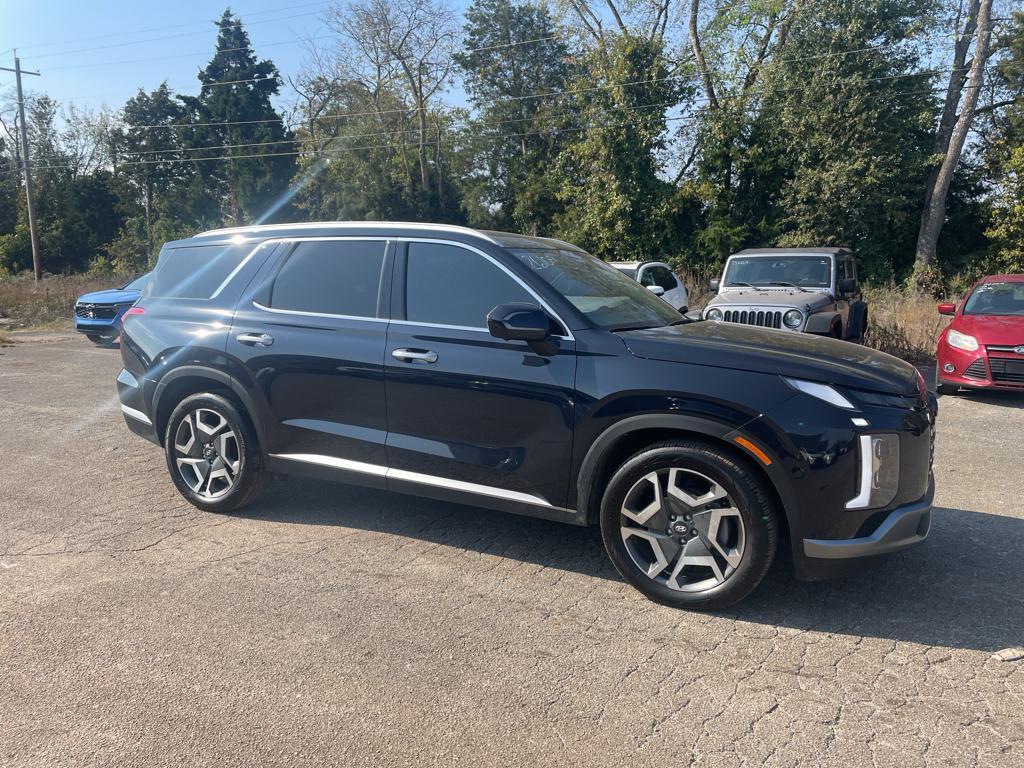 used 2025 Hyundai Palisade car, priced at $41,495