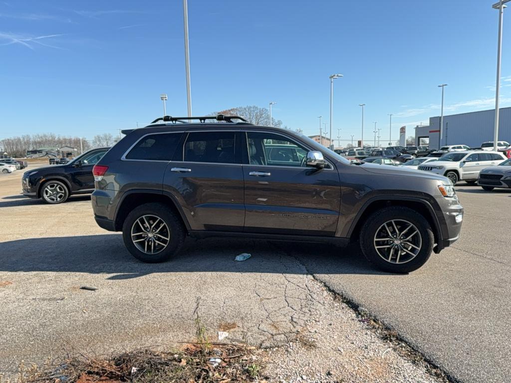 used 2017 Jeep Grand Cherokee car, priced at $15,995