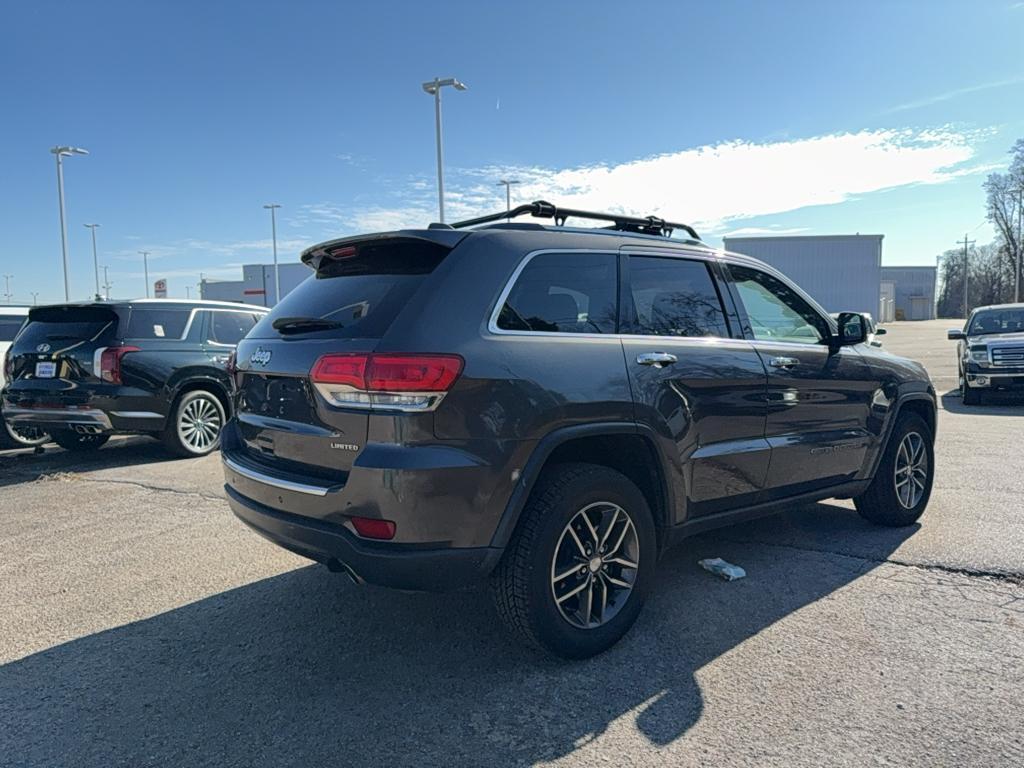 used 2017 Jeep Grand Cherokee car, priced at $15,995