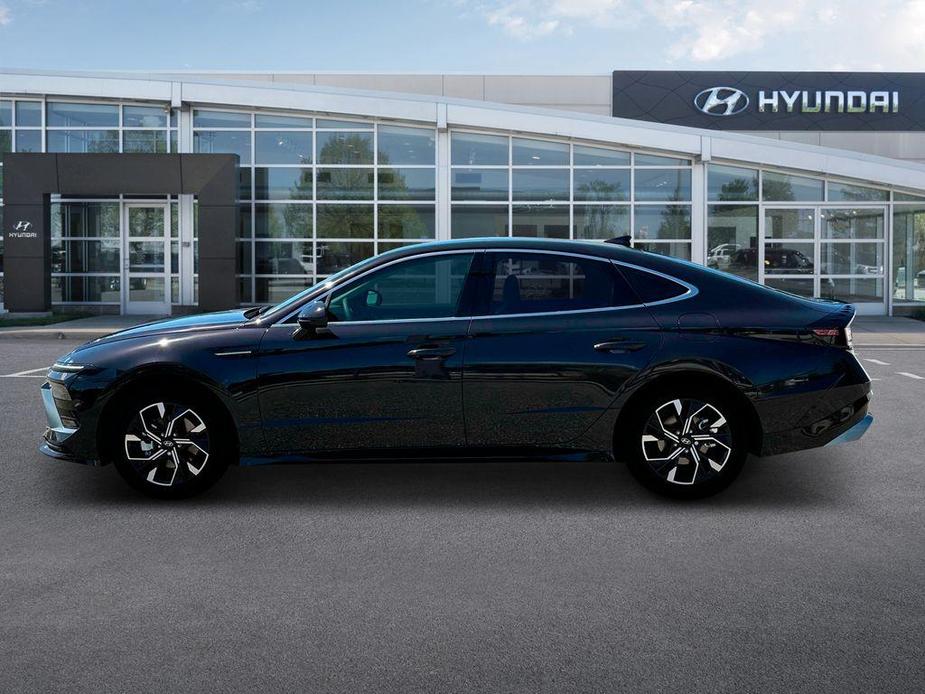 new 2024 Hyundai Sonata car, priced at $26,401