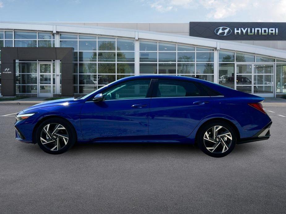 new 2024 Hyundai Elantra car, priced at $26,728