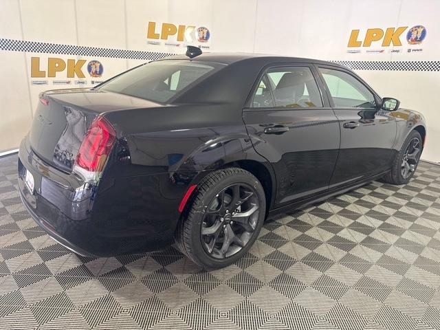 used 2023 Chrysler 300 car, priced at $29,000