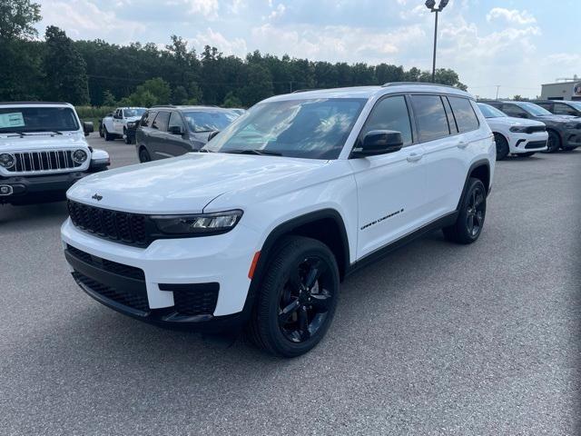 new 2024 Jeep Grand Cherokee L car, priced at $45,768