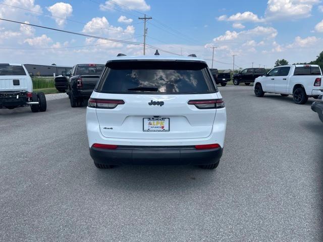 new 2024 Jeep Grand Cherokee L car, priced at $45,768