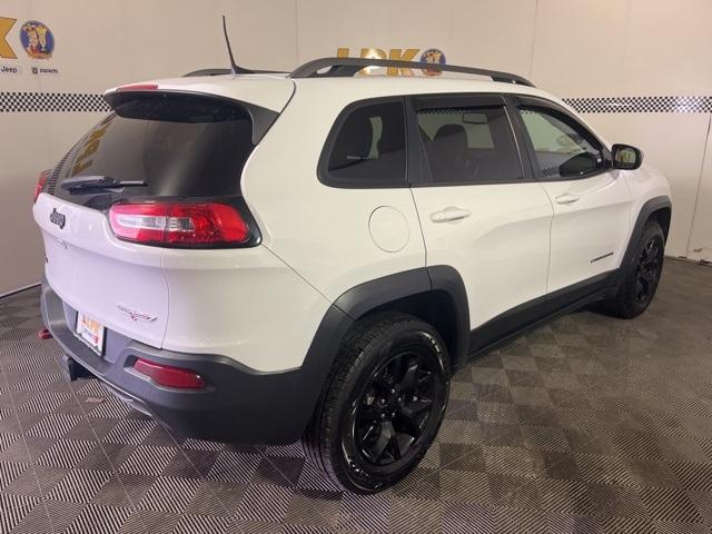 used 2016 Jeep Cherokee car, priced at $11,800