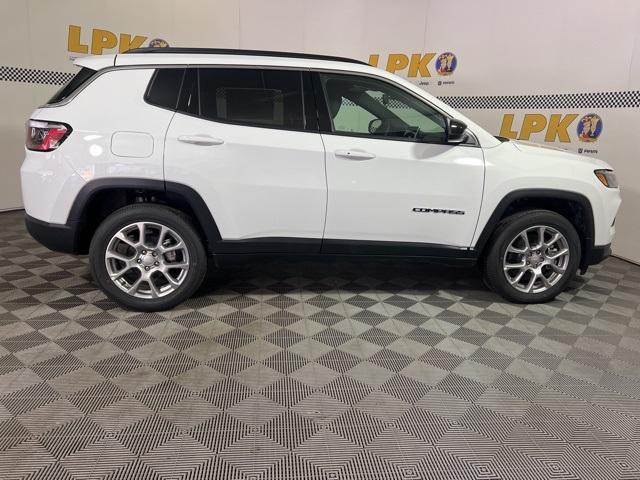 new 2024 Jeep Compass car, priced at $29,498