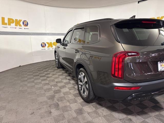 used 2022 Kia Telluride car, priced at $37,000