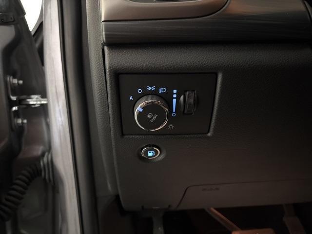 used 2020 Jeep Grand Cherokee car, priced at $20,567