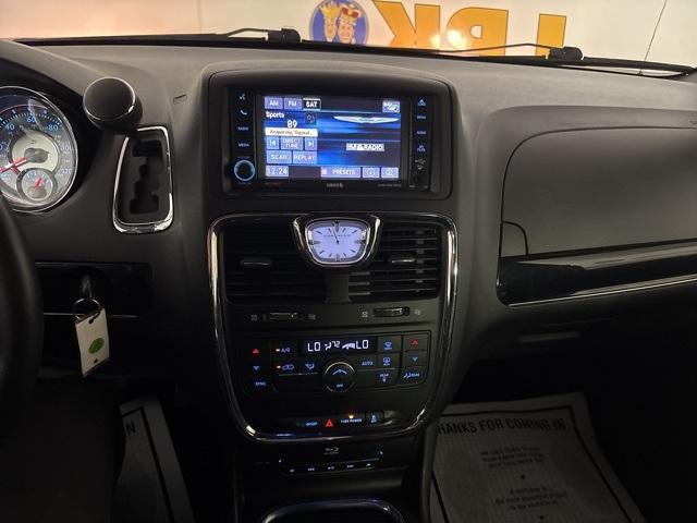 used 2014 Chrysler Town & Country car, priced at $8,436