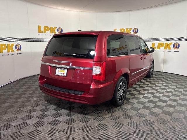 used 2014 Chrysler Town & Country car, priced at $8,436