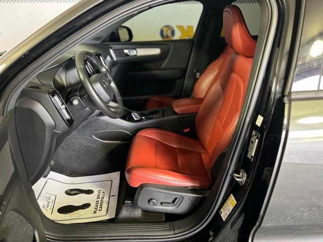 used 2019 Volvo XC40 car, priced at $19,579