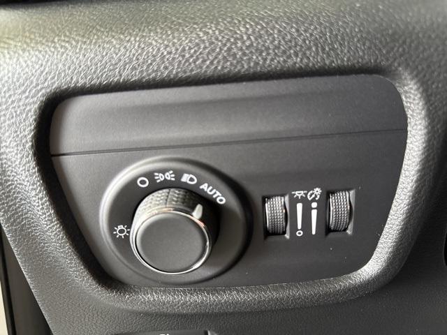 new 2025 Jeep Grand Cherokee L car, priced at $37,391