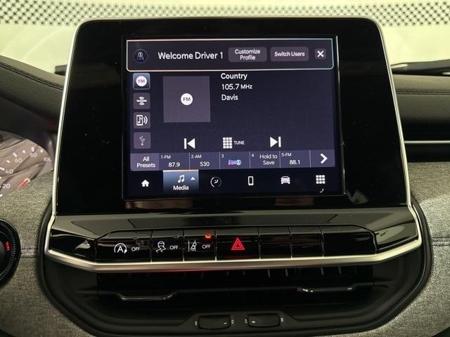 new 2025 Jeep Compass car, priced at $27,400