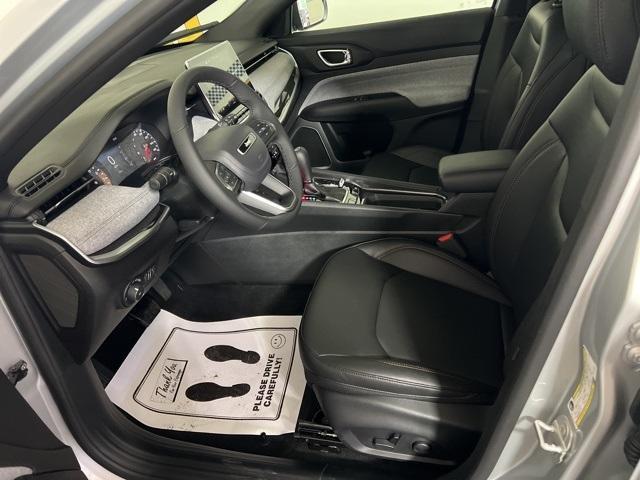 new 2024 Jeep Compass car, priced at $30,332