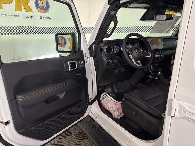 new 2025 Jeep Wrangler car, priced at $53,804