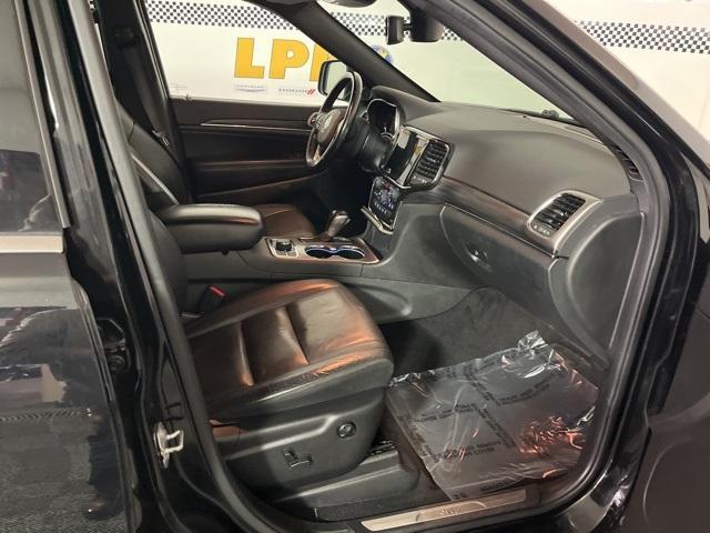 used 2021 Jeep Grand Cherokee car, priced at $25,500