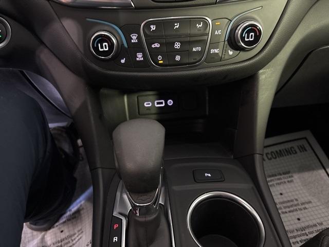 used 2024 Chevrolet Equinox car, priced at $24,756