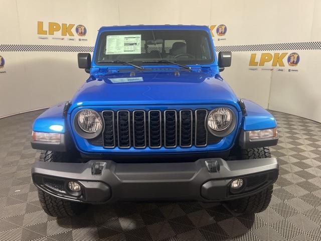 new 2025 Jeep Gladiator car, priced at $43,175