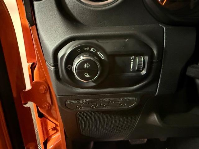 new 2025 Jeep Gladiator car, priced at $44,000