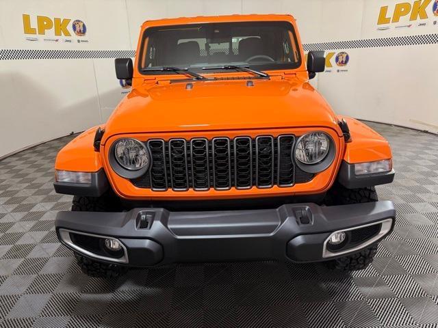 new 2025 Jeep Gladiator car, priced at $44,000