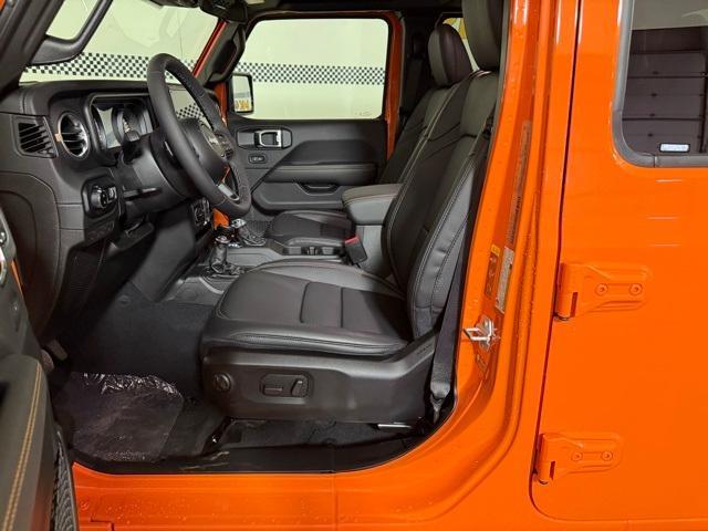 new 2025 Jeep Gladiator car, priced at $44,000